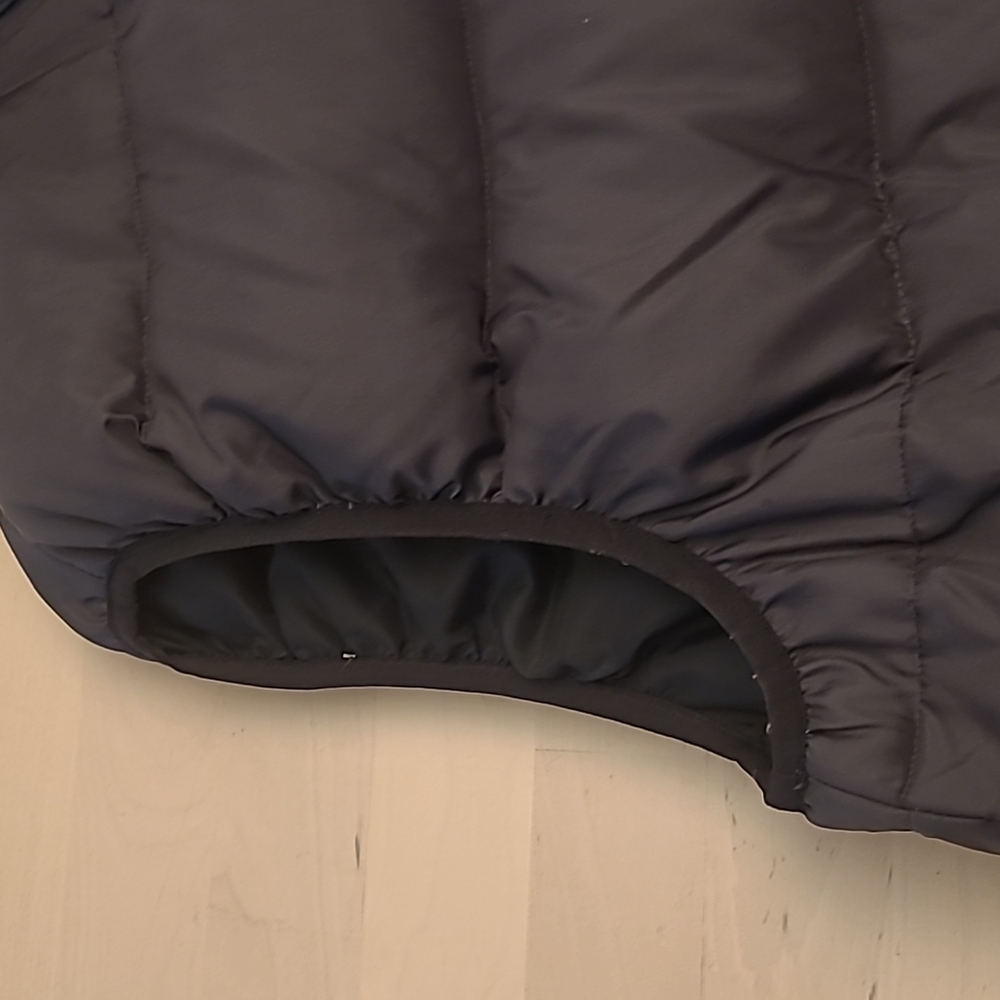 EUC Gotcha Down Feather Nylon Puffer Vest with Hidden Hood and Zipper Pockets - Picture 10 of 12